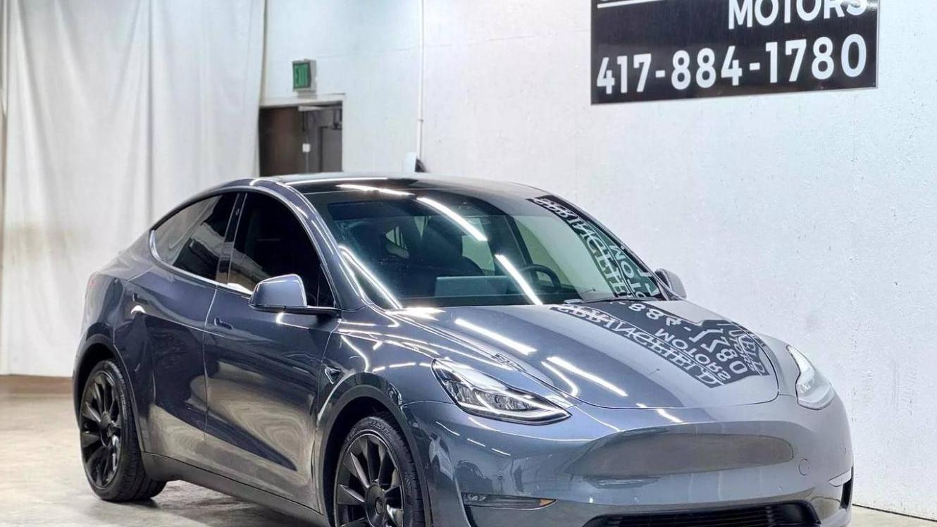 TESLA MODEL Y 2021 5YJYGDEE0MF097895 image